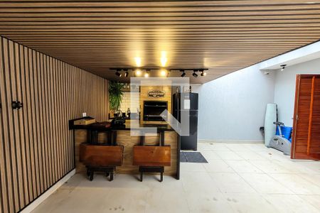 Casa à venda com 200m², 3 quartos e 3 vagas Casa à venda com 200m², 3 quartos e 3 vagasarea de lazer