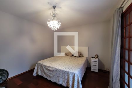 Casa à venda com 200m², 3 quartos e 3 vagas Casa à venda com 200m², 3 quartos e 3 vagasQuarto 3 - Suíte