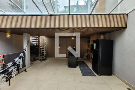 Casa à venda com 200m², 3 quartos e 3 vagas Casa à venda com 200m², 3 quartos e 3 vagasarea de lazer