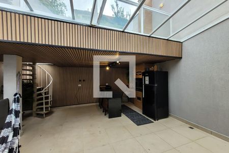 Casa à venda com 200m², 3 quartos e 3 vagas Casa à venda com 200m², 3 quartos e 3 vagasarea de lazer