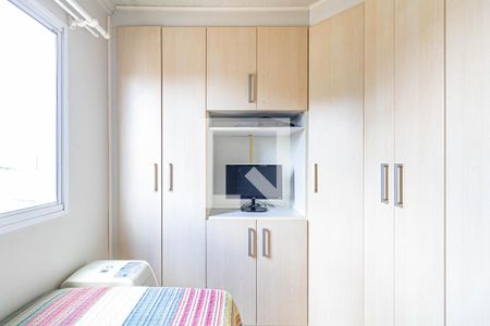 Quarto 1 de apartamento para alugar com 2 quartos, 49m² em Jardim Pinheiros, São Paulo