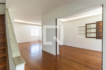 Entrada de casa para alugar com 4 quartos, 350m² em Pacaembu, São Paulo