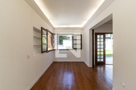 Sala 1 de casa para alugar com 4 quartos, 350m² em Pacaembu, São Paulo