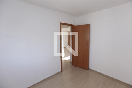 Quarto 1 de apartamento à venda com 2 quartos, 47m² em Chácaras Califórnia, Contagem
