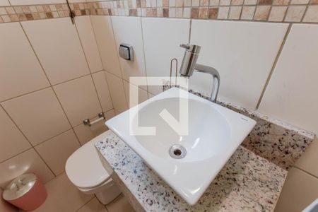 Lavabo de casa à venda com 4 quartos, 130m² em Vila Brasilina, São Paulo