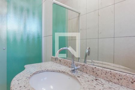 Casa à venda com 130m², 4 quartos e 2 vagasBanheiro SUite 1