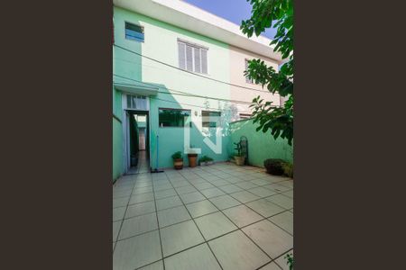 Casa à venda com 130m², 4 quartos e 2 vagasQuintal