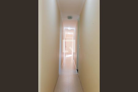 Casa à venda com 130m², 4 quartos e 2 vagasCorredor