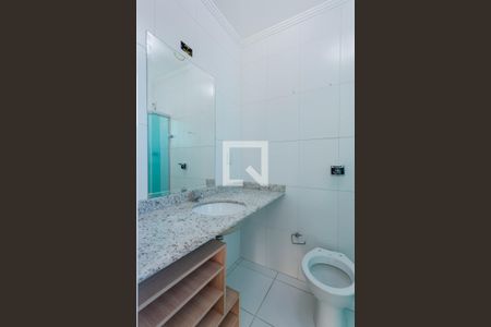 Casa à venda com 130m², 4 quartos e 2 vagasBanheiro Suite 2