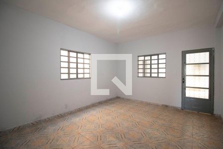 Sala de casa para alugar com 4 quartos, 160m² em Setor Asa Branca, Goiânia