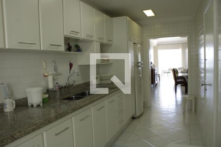Apartamento para alugar com 202m², 3 quartos e 1 vagaCozinha