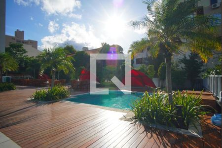 Apartamento à venda com 70m², 2 quartos e 2 vagasÁrea comum - Piscina