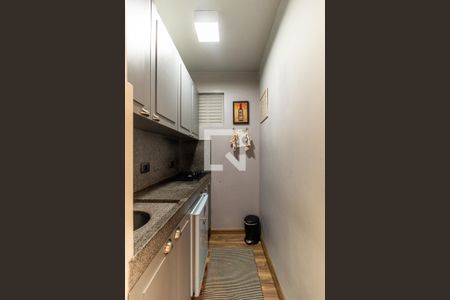Cozinha de apartamento para alugar com 1 quarto, 47m² em Vila Buarque, São Paulo