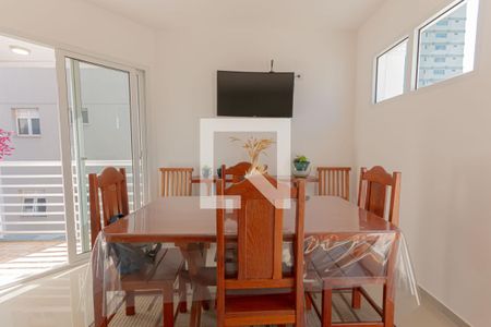 Sala de apartamento à venda com 2 quartos, 130m² em Vila Itapura, Campinas