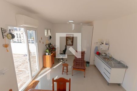 Sala de apartamento à venda com 2 quartos, 130m² em Vila Itapura, Campinas