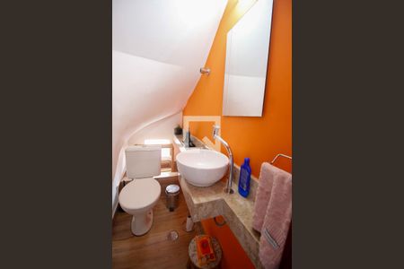 Casa à venda com 125m², 3 quartos e 2 vagasLavabo