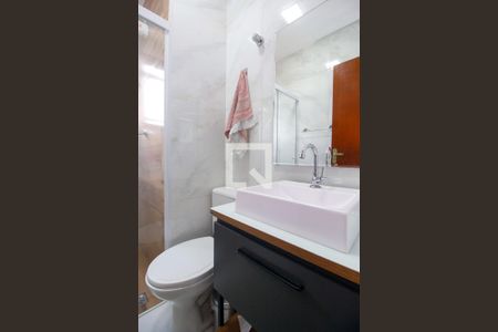 Casa à venda com 125m², 3 quartos e 2 vagasBanheiro Social