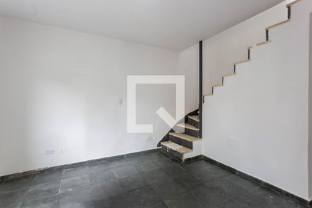 Sala de casa à venda com 2 quartos, 80m² em Vila Moraes, São Paulo