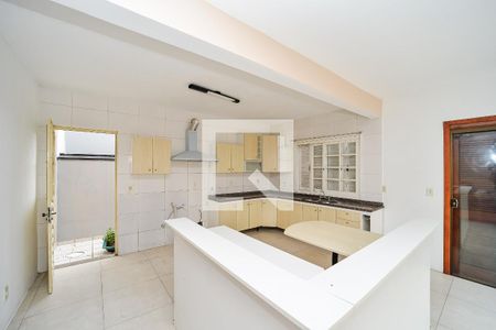 Casa à venda com 650m², 3 quartos e 4 vagas Casa à venda com 650m², 3 quartos e 4 vagasCozinha