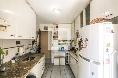 Apartamento à venda com 90m², 3 quartos e 2 vagasCozinha