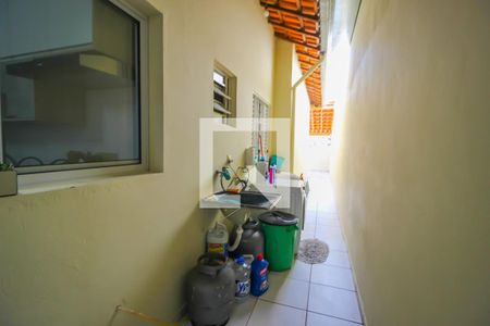 Casa à venda com 72m², 2 quartos e 2 vagasÁrea de Serviço