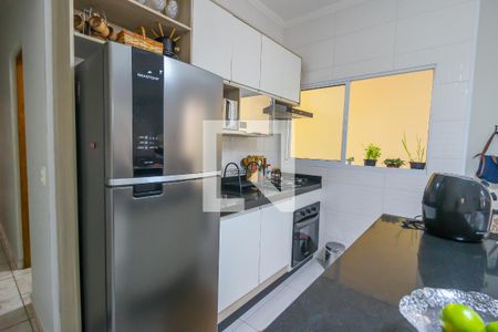 Casa à venda com 72m², 2 quartos e 2 vagasCozinha