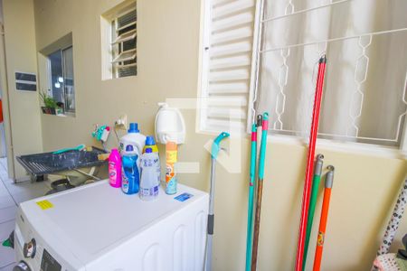 Casa à venda com 72m², 2 quartos e 2 vagasÁrea de Serviço