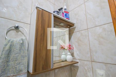 Casa à venda com 72m², 2 quartos e 2 vagasBanheiro