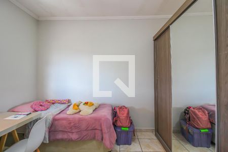 Casa à venda com 72m², 2 quartos e 2 vagasQuarto 1