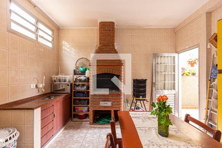 Casa à venda com 186m², 2 quartos e 2 vagas Casa à venda com 186m², 2 quartos e 2 vagasÁrea de Serviço