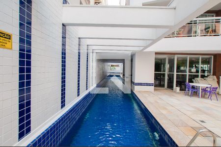 Apartamento para alugar com 92m², 2 quartos e 3 vagas Apartamento para alugar com 92m², 2 quartos e 3 vagasÁrea comum - Piscina