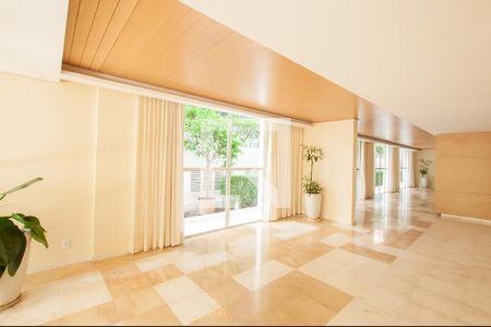 Apartamento para alugar com 92m², 2 quartos e 3 vagas Apartamento para alugar com 92m², 2 quartos e 3 vagasHall de entrada