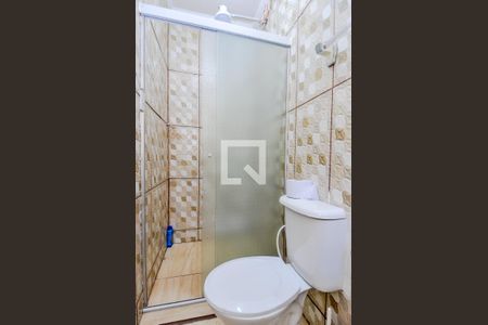 Banheiro da Suíte de casa para alugar com 2 quartos, 200m² em Jardim Ansalca, Guarulhos