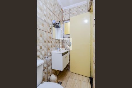 Banheiro da Suíte de casa para alugar com 2 quartos, 200m² em Jardim Ansalca, Guarulhos