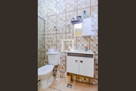 Banheiro da Suíte de casa para alugar com 2 quartos, 200m² em Jardim Ansalca, Guarulhos