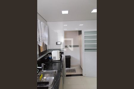 Casa à venda com 246m², 3 quartos e 2 vagasCozinha