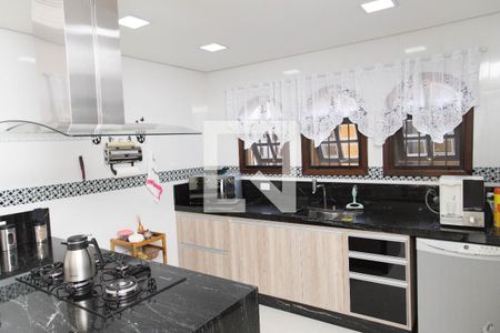 Casa à venda com 246m², 3 quartos e 2 vagasCozinha