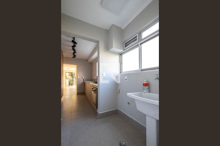 Apartamento à venda com 70m², 2 quartos e 1 vagaÁrea de Serviço