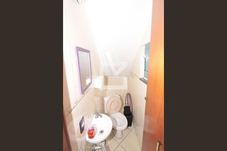 Casa à venda com 125m², 3 quartos e 5 vagasBanheiro de serviço