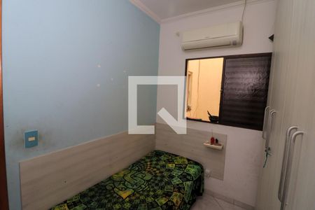 Casa à venda com 125m², 3 quartos e 5 vagasQuarto 2