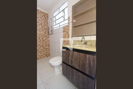 Banheiro de casa para alugar com 1 quarto, 40m² em Vila Amalia (zona Norte), São Paulo