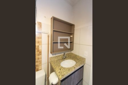 Casa para alugar com 40m², 1 quarto e sem vaga Casa para alugar com 40m², 1 quarto e sem vagaBanheiro