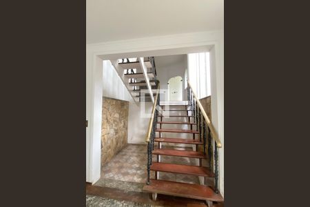 Escada de casa de condomínio à venda com 4 quartos, 495m² em Alphaville Zero, Santana de Parnaíba