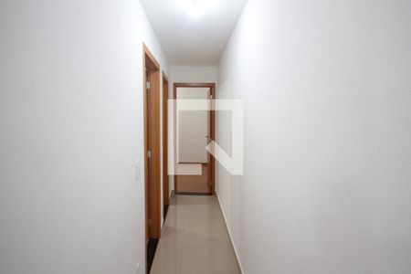 Corredor de apartamento para alugar com 2 quartos, 47m² em Cidade São Mateus, São Paulo