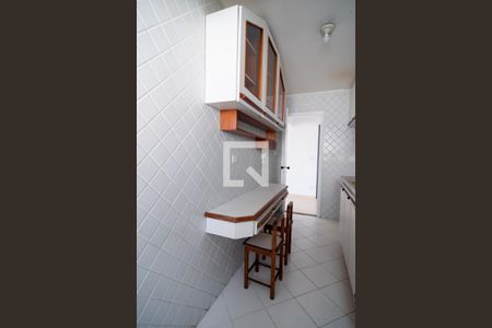 Cozinha de apartamento para alugar com 1 quarto, 45m² em Brooklin, São Paulo