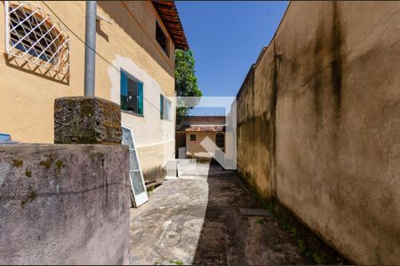 Casa à venda com 450m², 4 quartos e 4 vagas Casa à venda com 450m², 4 quartos e 4 vagasQuintal