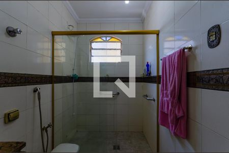 Casa à venda com 450m², 4 quartos e 4 vagas Casa à venda com 450m², 4 quartos e 4 vagasBanheiro Suíte 1