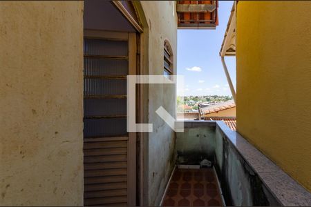 Casa à venda com 450m², 4 quartos e 4 vagas Casa à venda com 450m², 4 quartos e 4 vagasVaranda 1