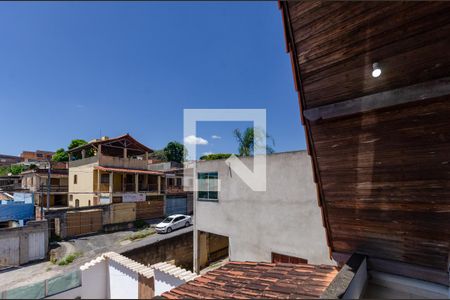 Casa à venda com 450m², 4 quartos e 4 vagas Casa à venda com 450m², 4 quartos e 4 vagasSuíte