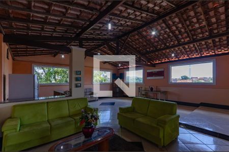 Casa à venda com 450m², 4 quartos e 4 vagas Casa à venda com 450m², 4 quartos e 4 vagasSalão de Festas